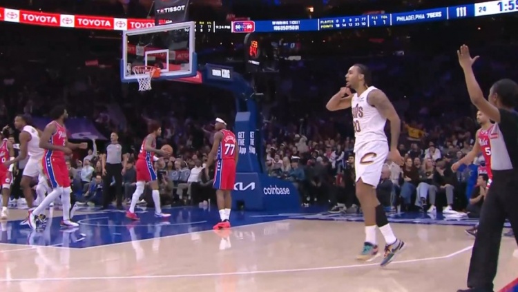 星空体育-拳王出击！泰森三分球再中反超76人 个人已经39分