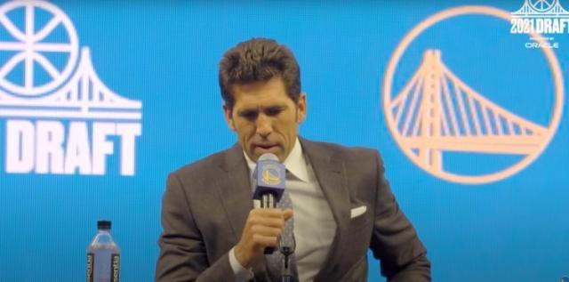 星空体育官网-迈尔斯：交易选择并不多 汤普森决定未来球队方向