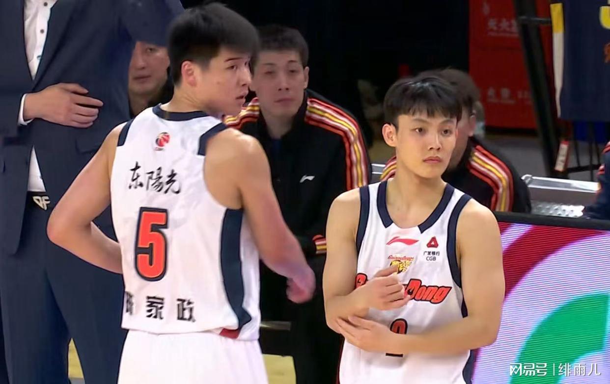 星空体育-最新消息！广东三冠外援确认上位，从此告别CBA赛场！